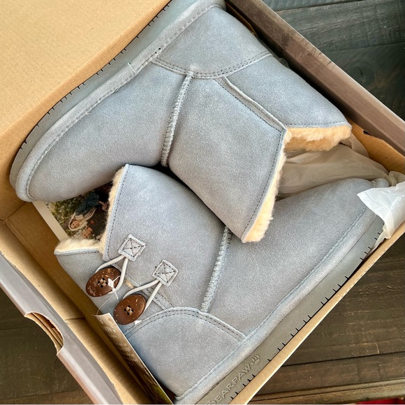 Bearpaw Rosaline Youth Size 2 - Picture 6 of 9